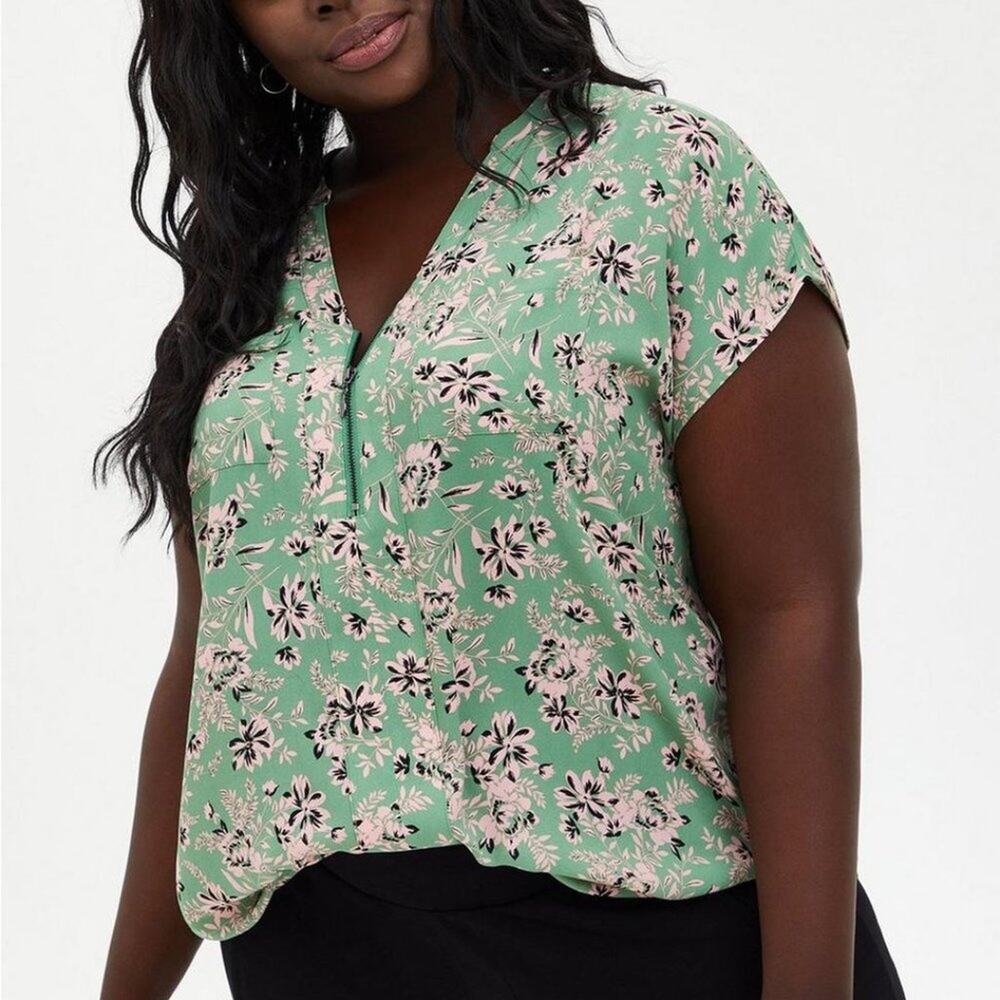 Torrid Floral Green Georgette Zip-Front Dolman Blouse Size 1/1x